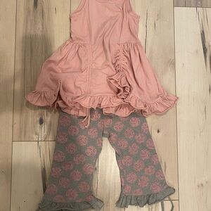 Paper Wings, Pink Ruffled Dress with Gray Floral Pants 6 years old